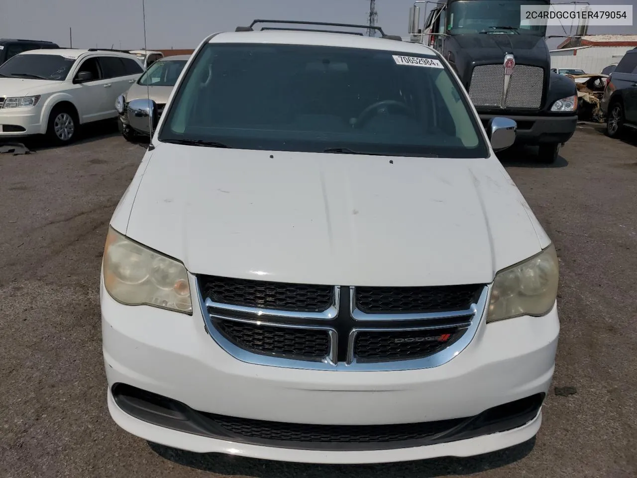 2C4RDGCG1ER479054 2014 Dodge Grand Caravan Sxt