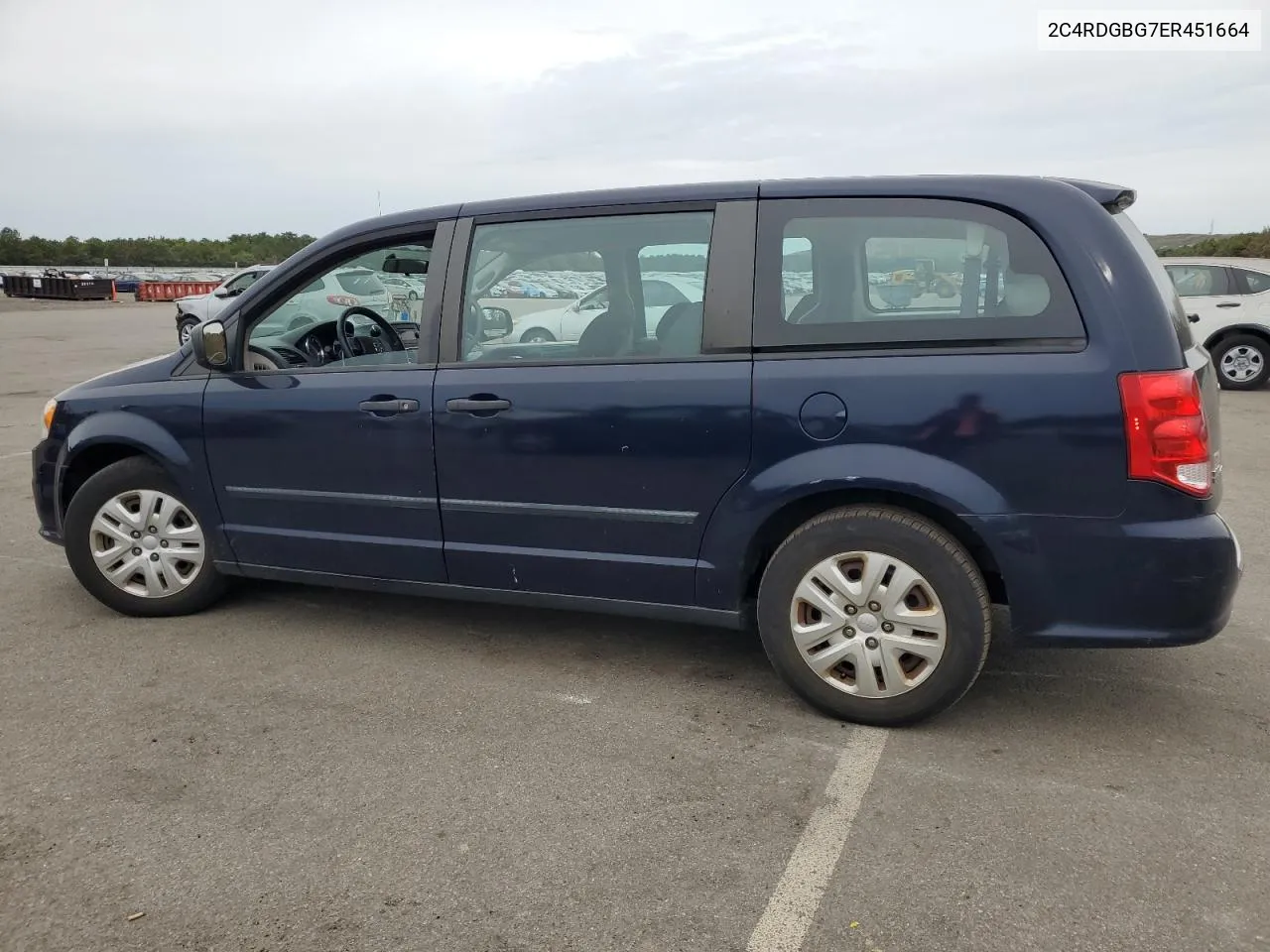 2C4RDGBG7ER451664 2014 Dodge Grand Caravan Se