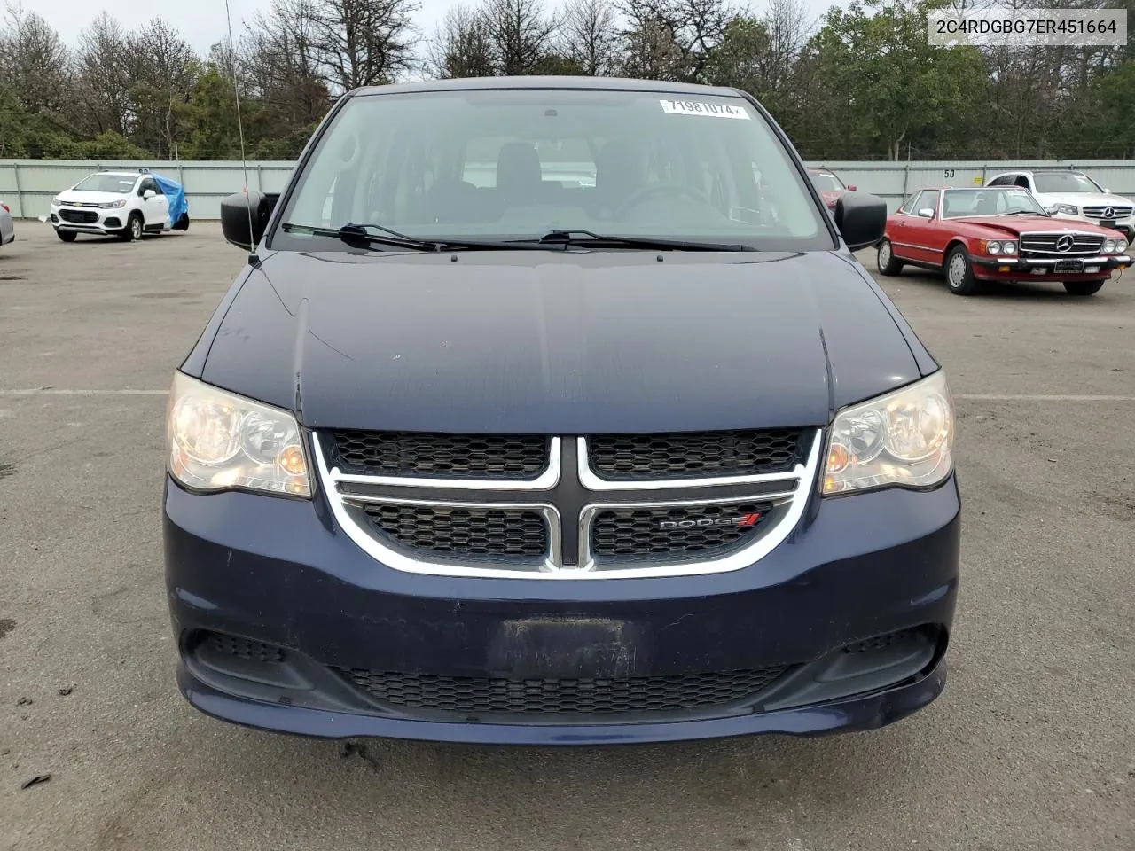 2C4RDGBG7ER451664 2014 Dodge Grand Caravan Se