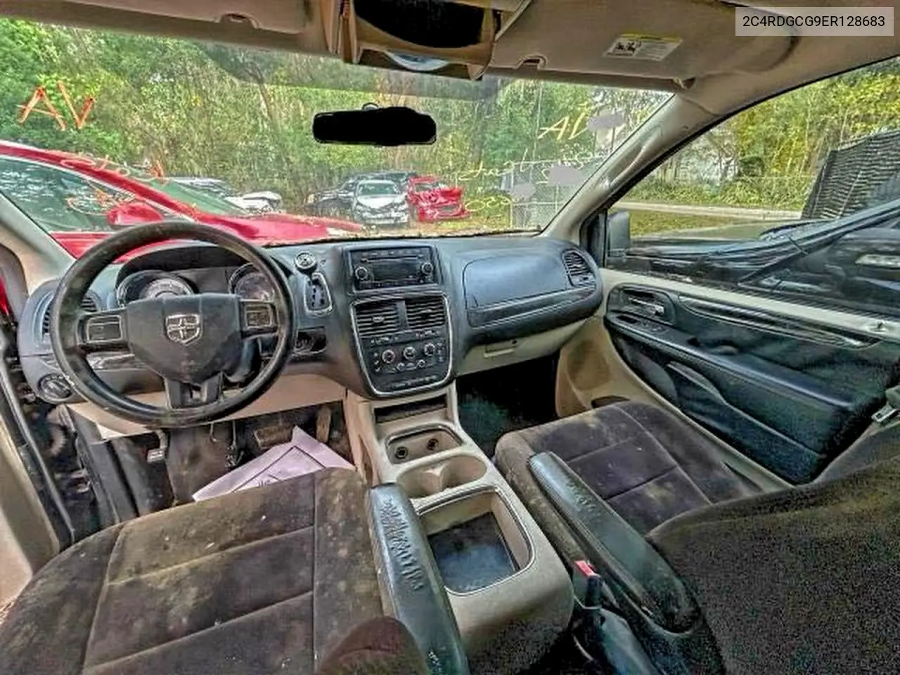 2C4RDGCG9ER128683 2014 Dodge Grand Caravan Sxt