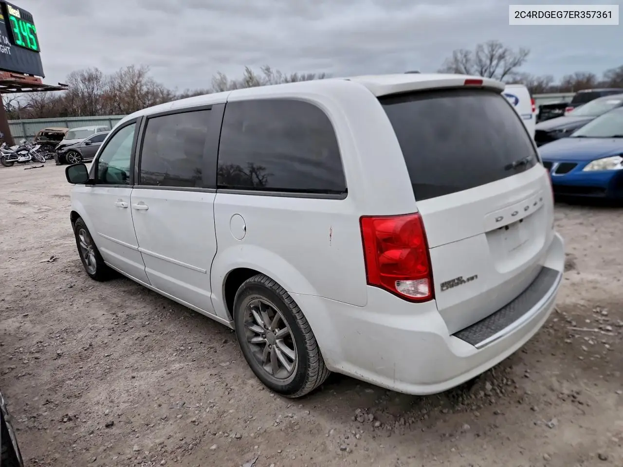 2C4RDGEG7ER357361 2014 Dodge Grand Caravan R/T