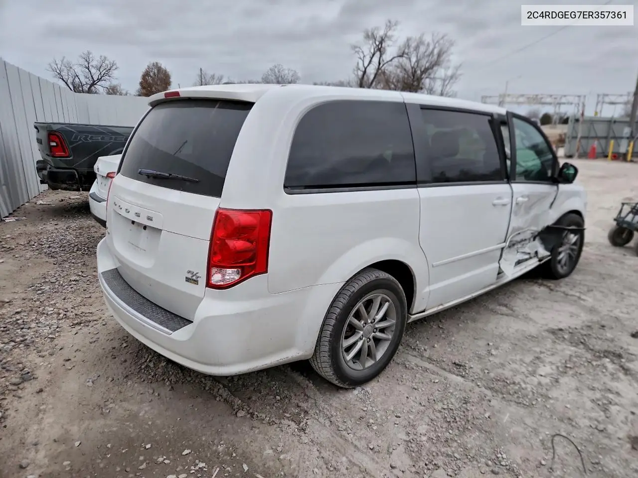 2C4RDGEG7ER357361 2014 Dodge Grand Caravan R/T