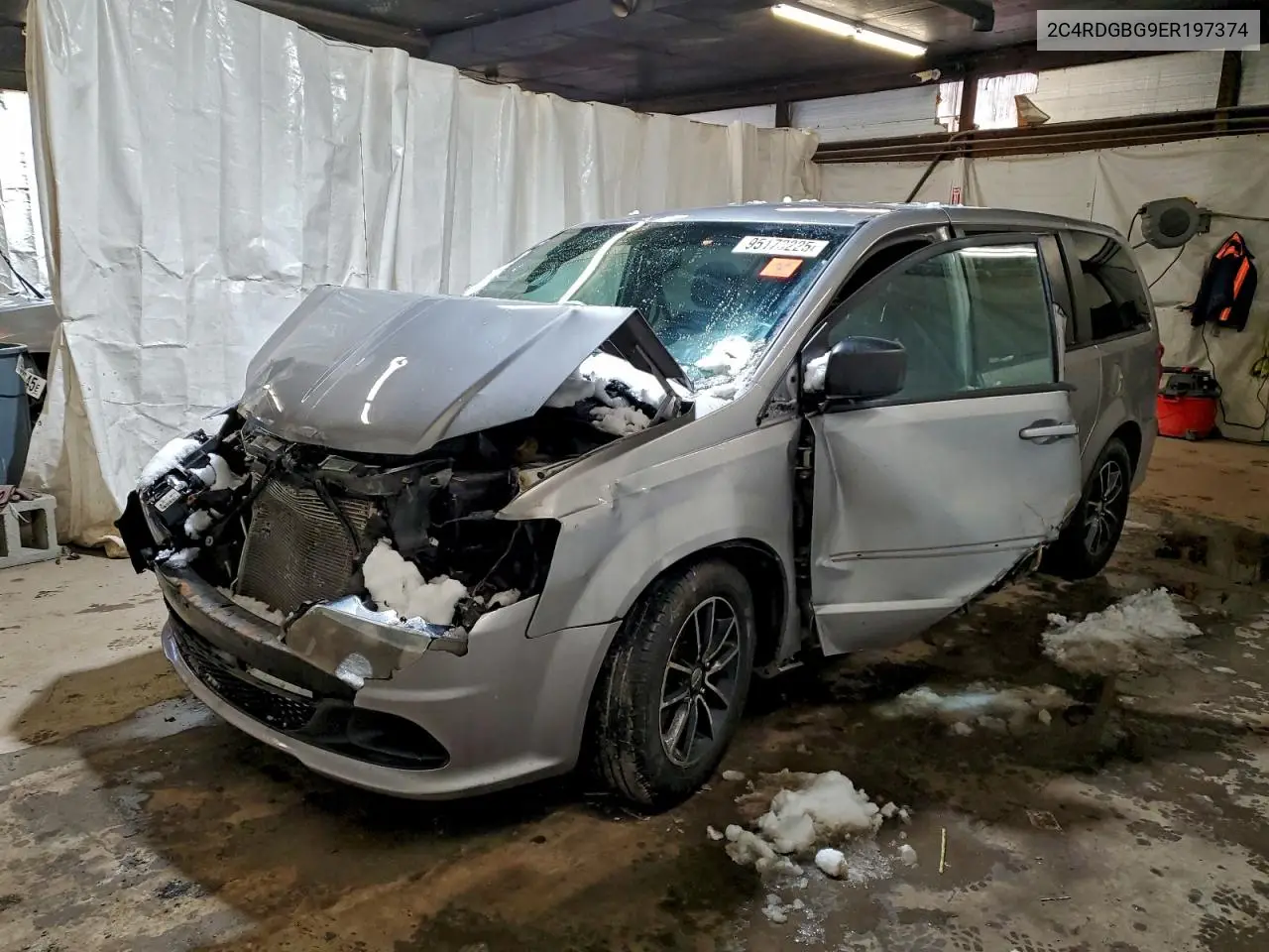 2C4RDGBG9ER197374 2014 Dodge Grand Caravan Se