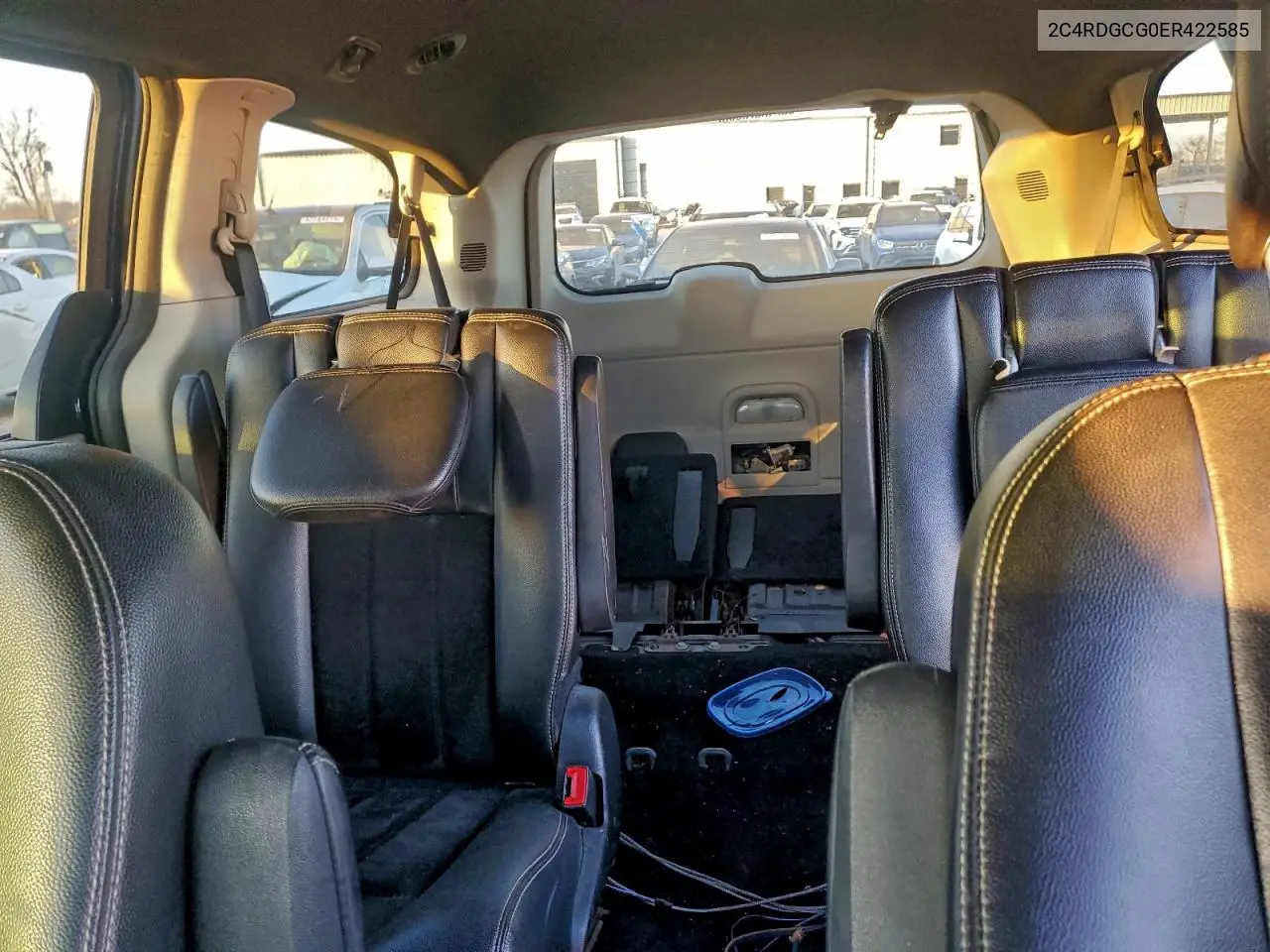 2C4RDGCG0ER422585 2014 Dodge Grand Caravan Sxt