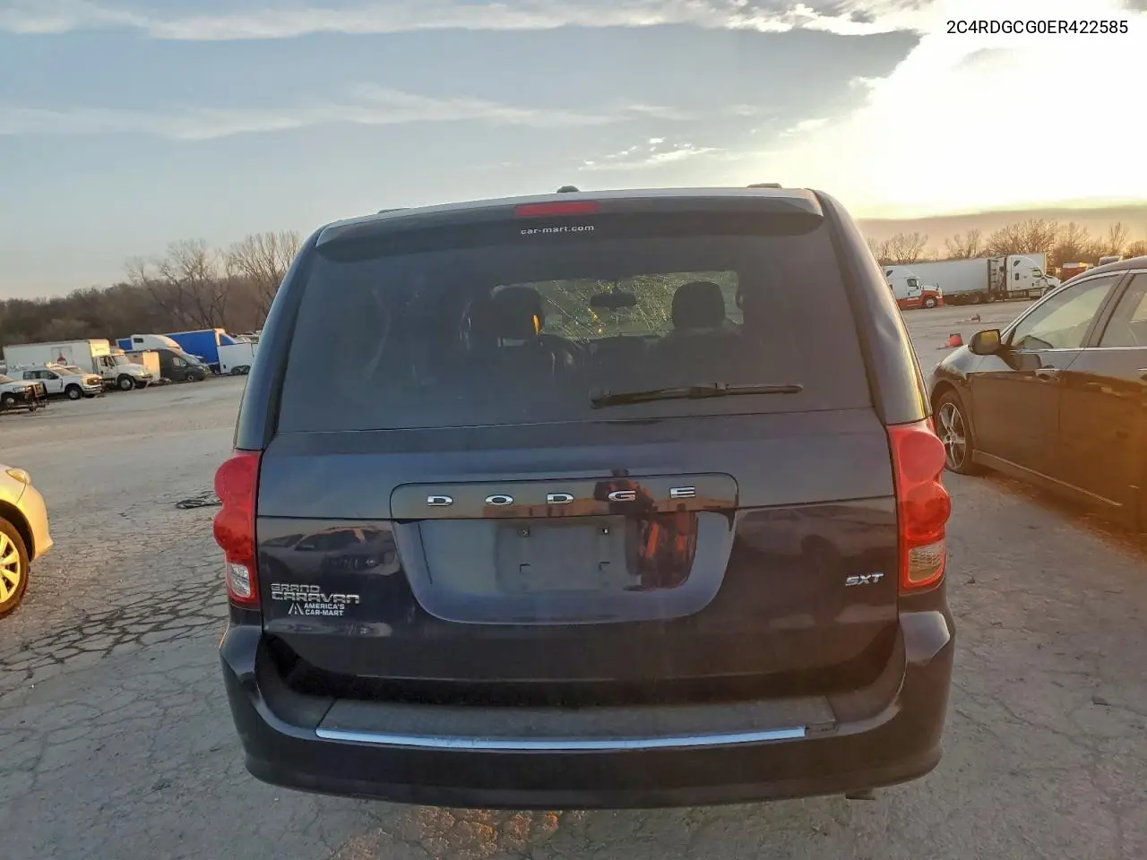 2C4RDGCG0ER422585 2014 Dodge Grand Caravan Sxt