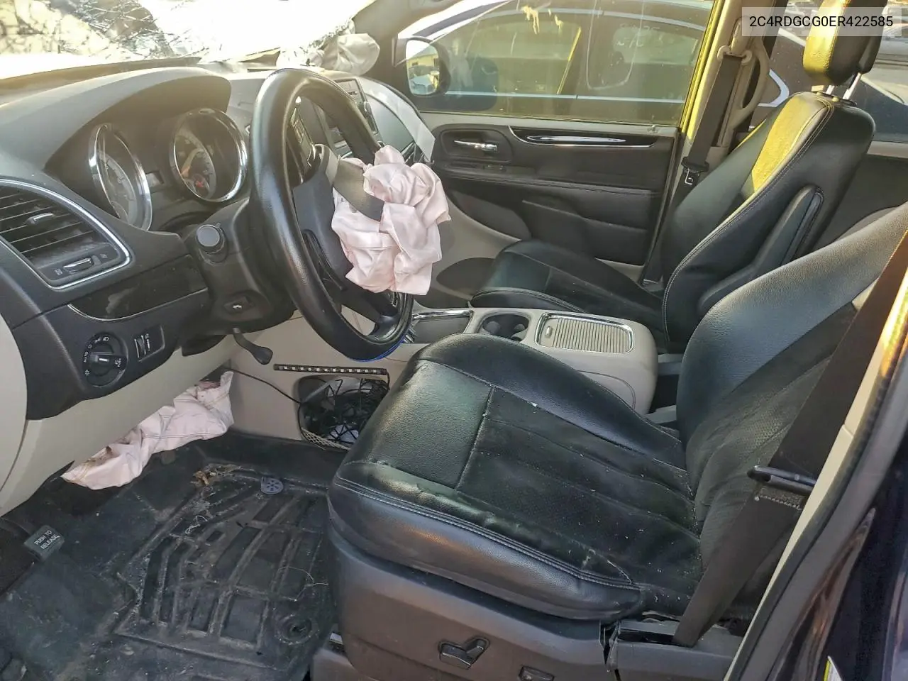 2C4RDGCG0ER422585 2014 Dodge Grand Caravan Sxt