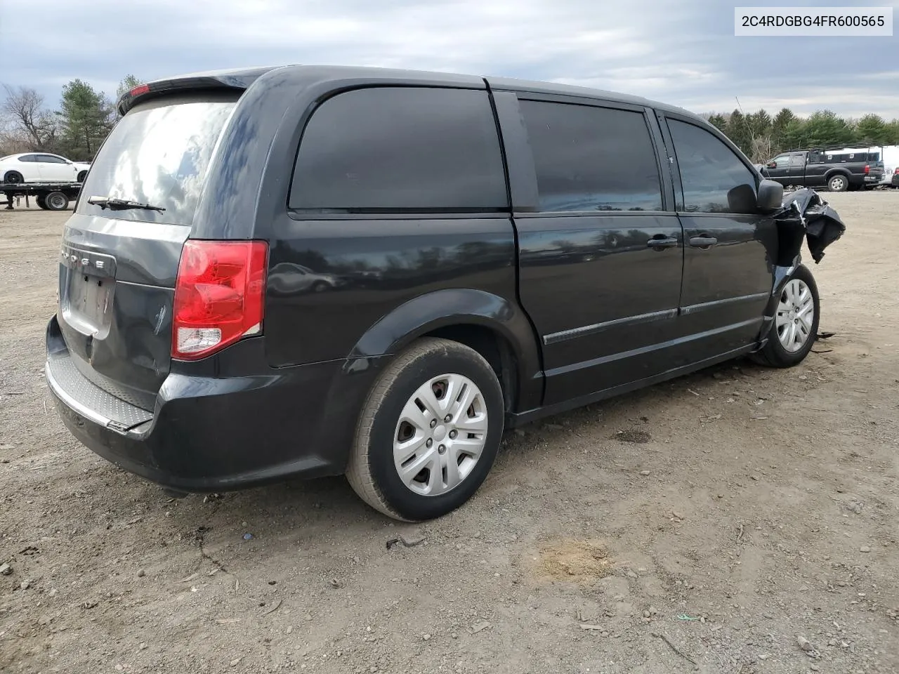 2C4RDGBG4FR600565 2015 Dodge Grand Caravan Se