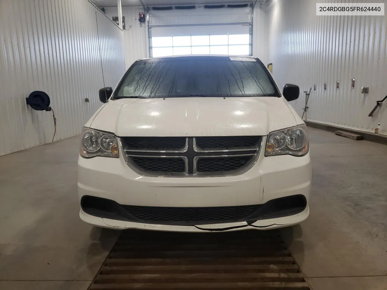 2C4RDGBG5FR624440 2015 Dodge Grand Caravan Se