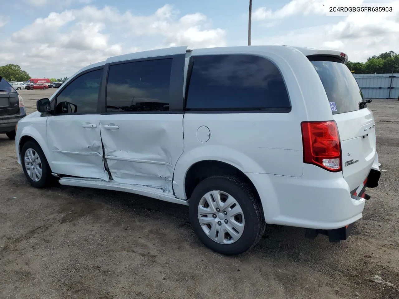 2015 Dodge Grand Caravan Se VIN: 2C4RDGBG5FR685903 Lot: 53951354