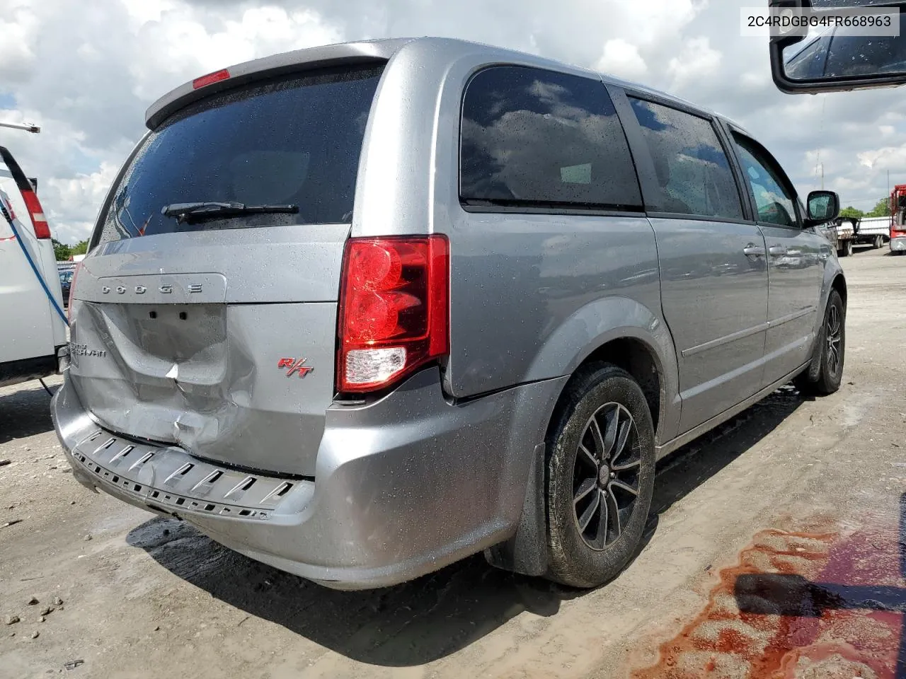 2C4RDGBG4FR668963 2015 Dodge Grand Caravan Se