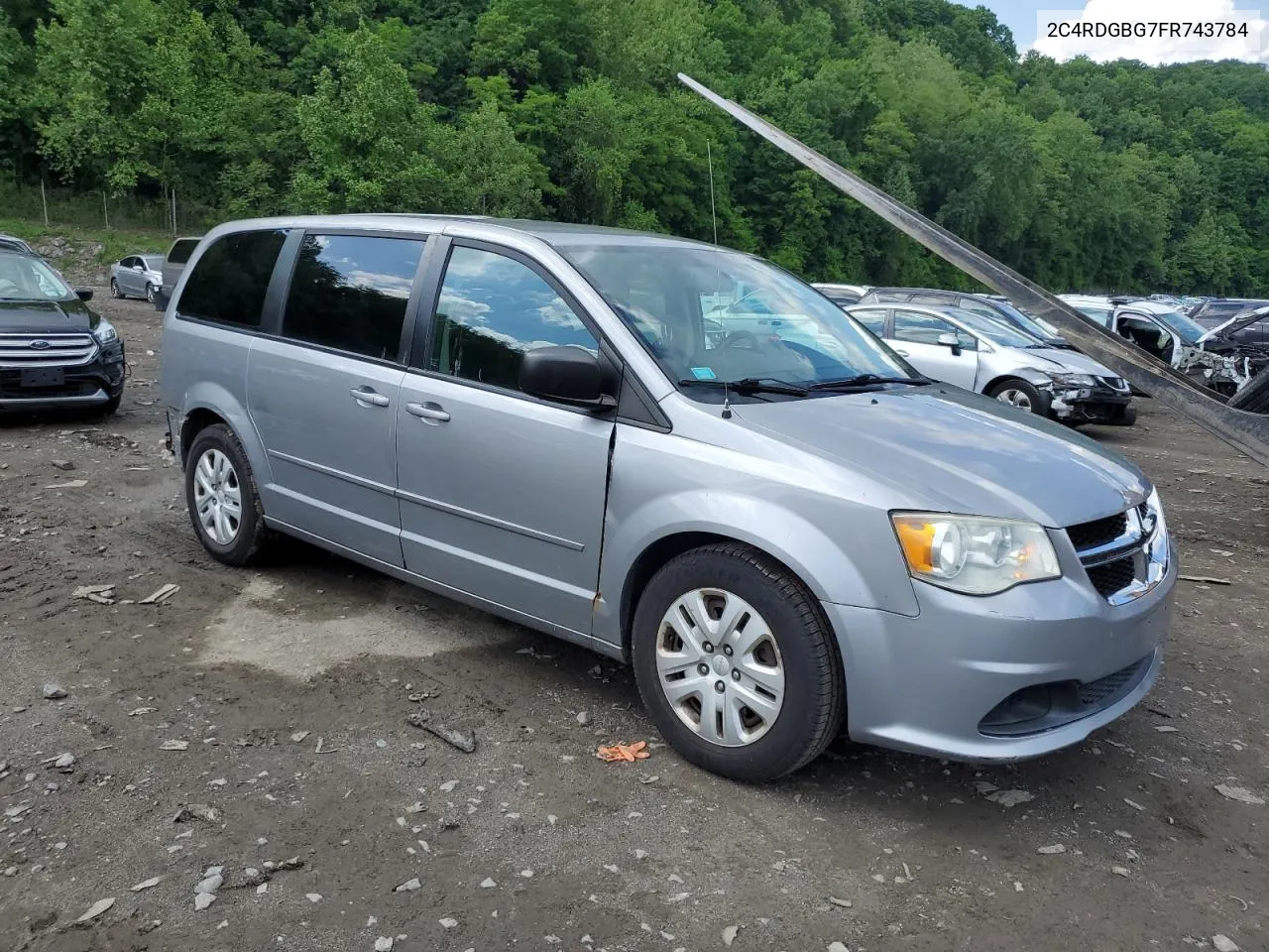 2C4RDGBG7FR743784 2015 Dodge Grand Caravan Se