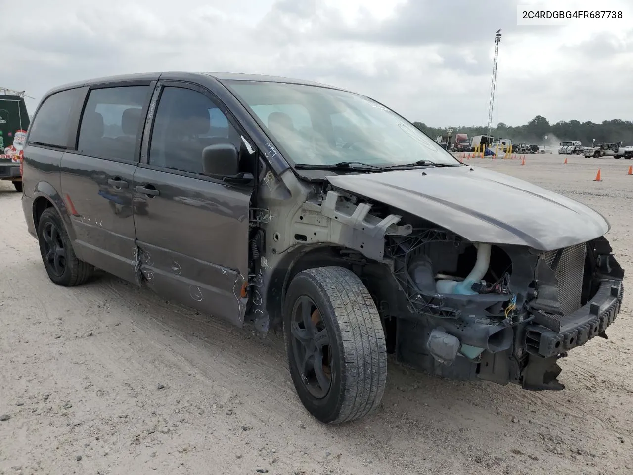 2C4RDGBG4FR687738 2015 Dodge Grand Caravan Se