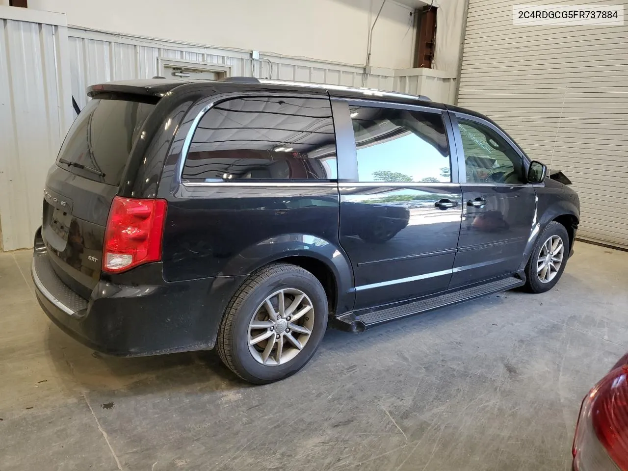 2C4RDGCG5FR737884 2015 Dodge Grand Caravan Sxt