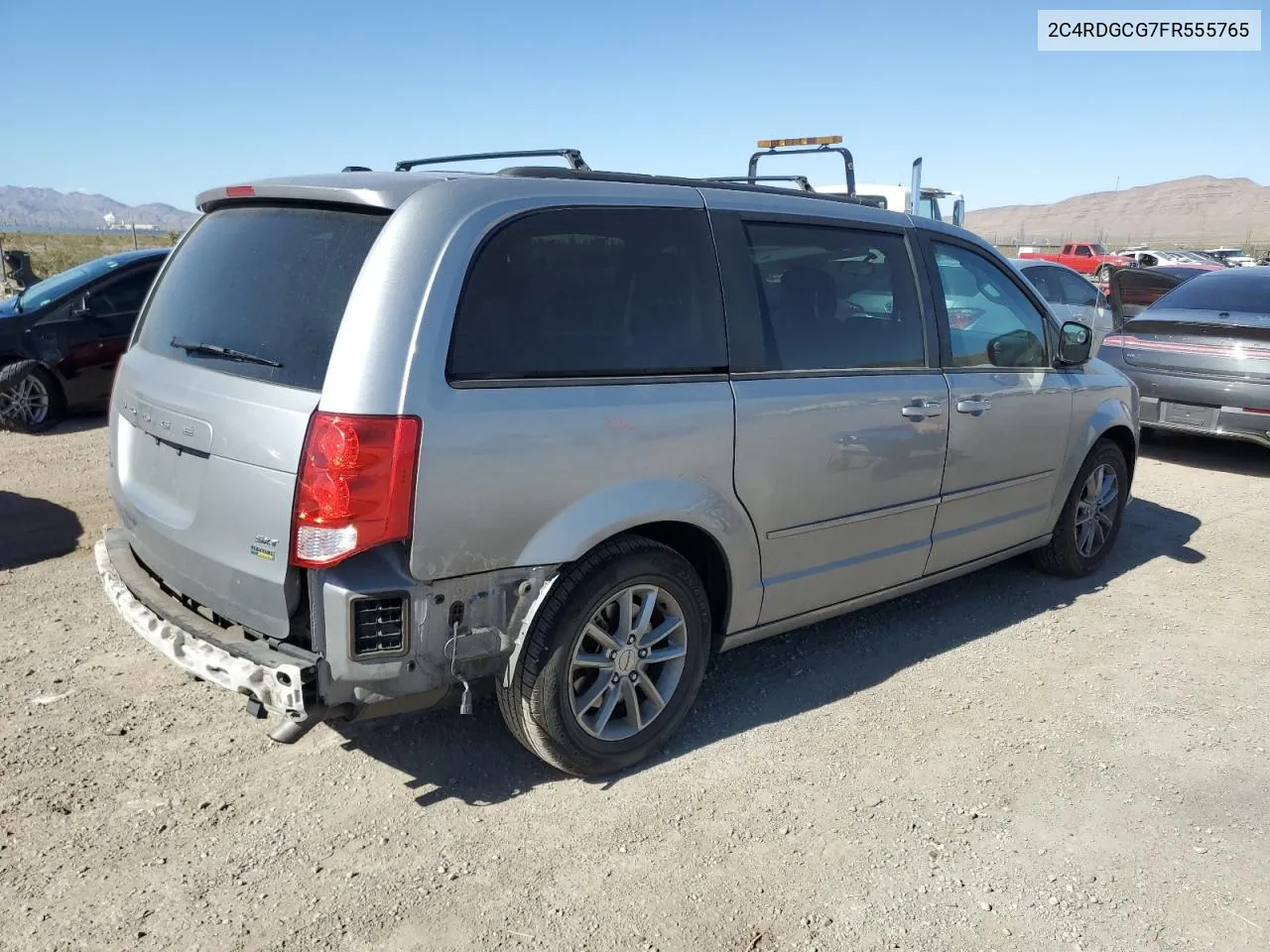 2C4RDGCG7FR555765 2015 Dodge Grand Caravan Sxt