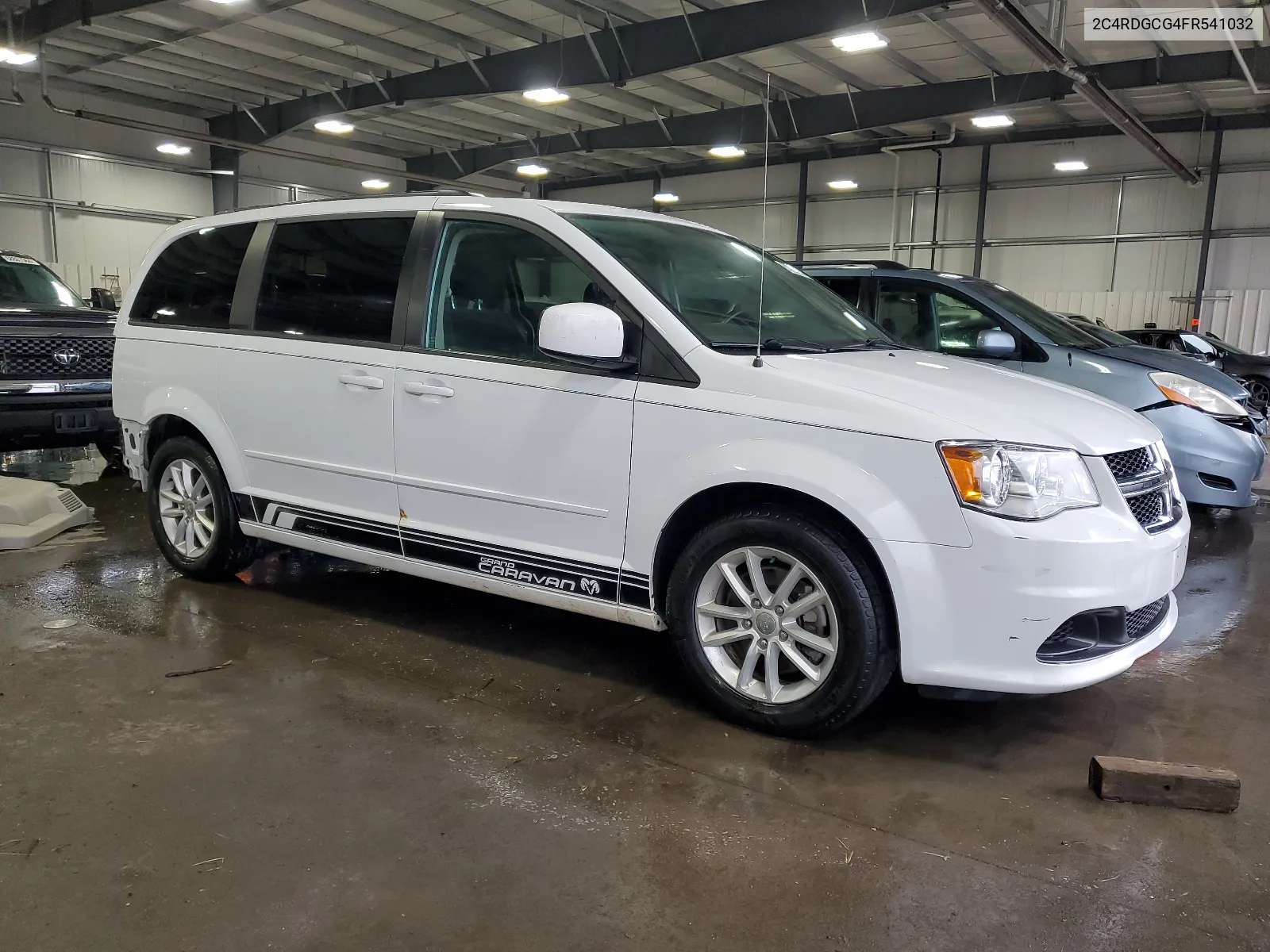 2015 Dodge Grand Caravan Sxt VIN: 2C4RDGCG4FR541032 Lot: 68357814