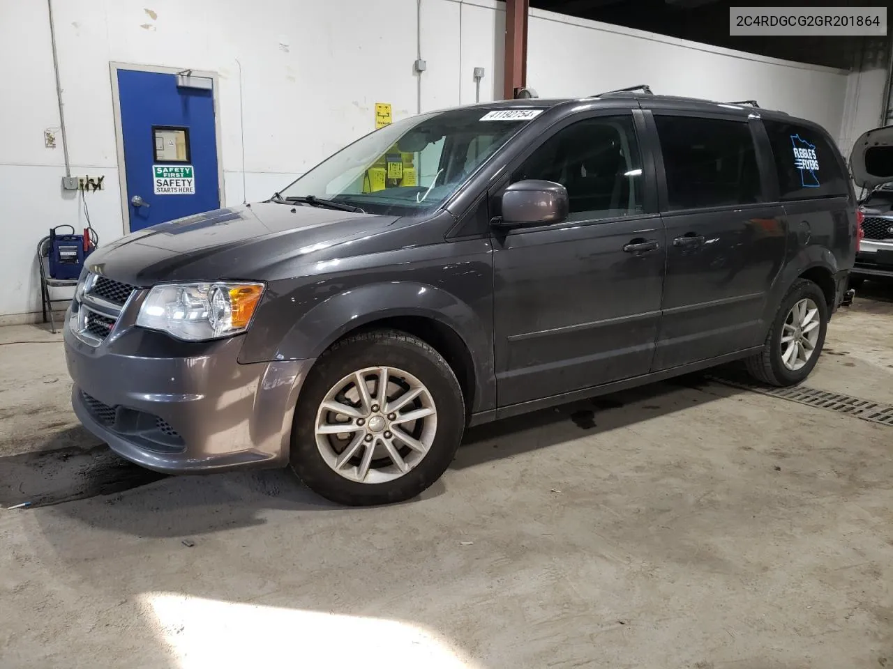 2C4RDGCG2GR201864 2016 Dodge Grand Caravan Sxt