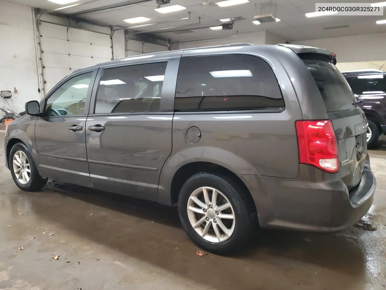 2C4RDGCG3GR325271 2016 Dodge Grand Caravan Sxt