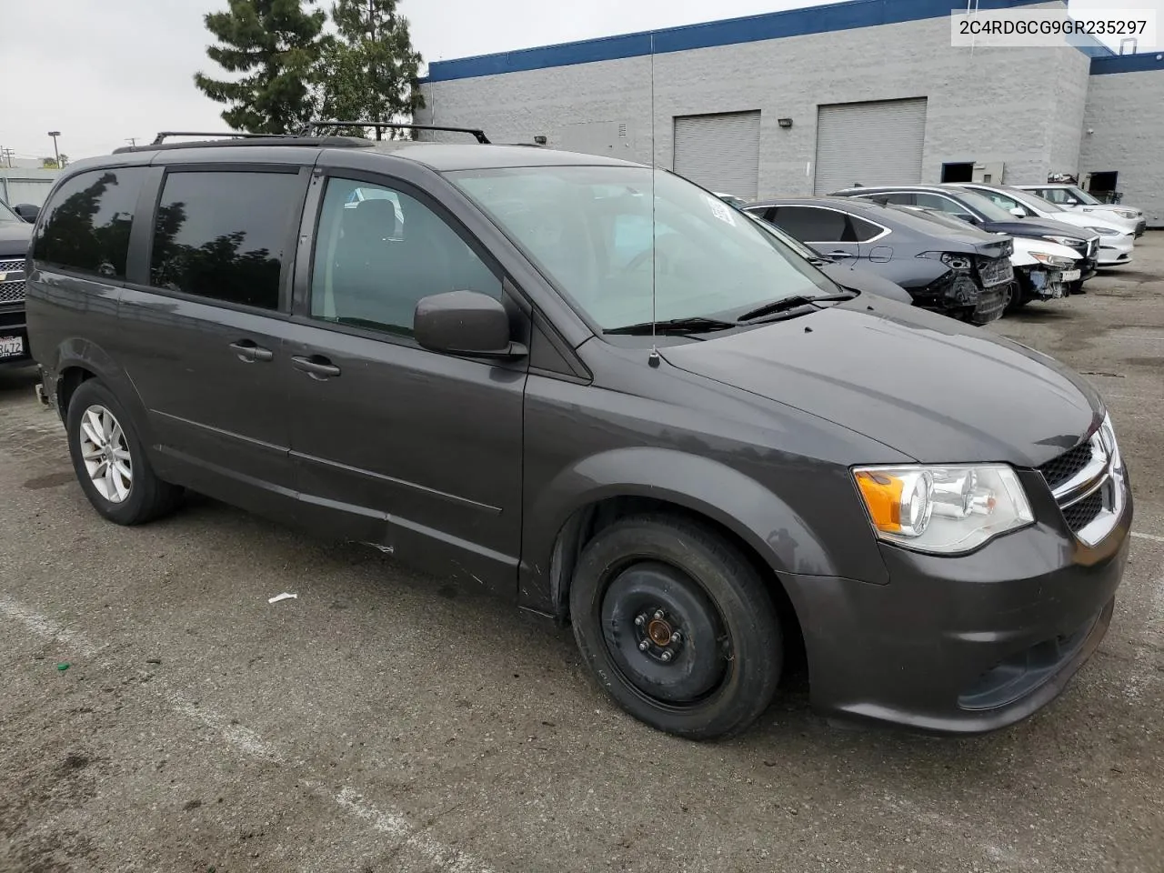 2016 Dodge Grand Caravan Sxt VIN: 2C4RDGCG9GR235297 Lot: 52854364