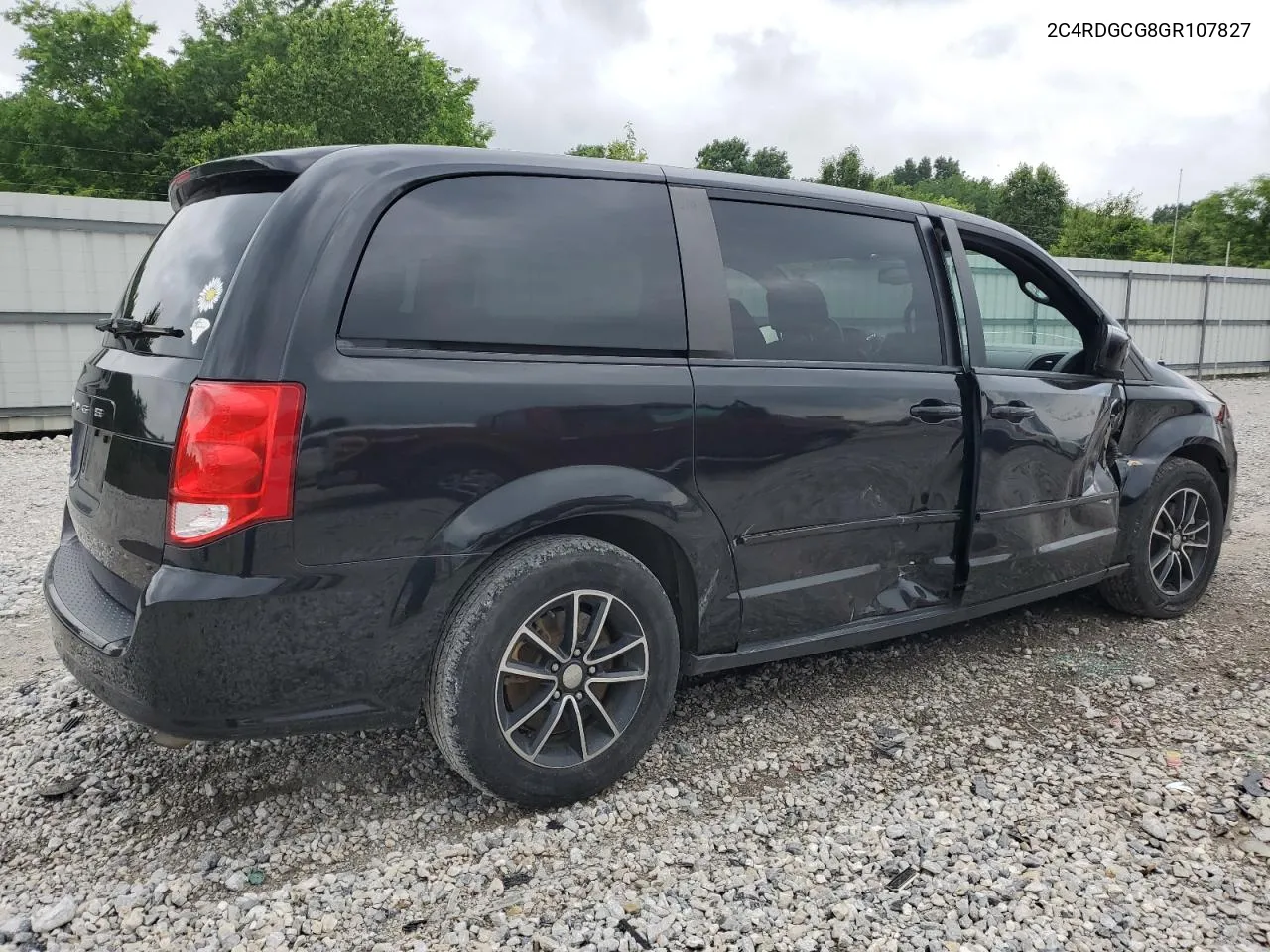 2C4RDGCG8GR107827 2016 Dodge Grand Caravan Sxt