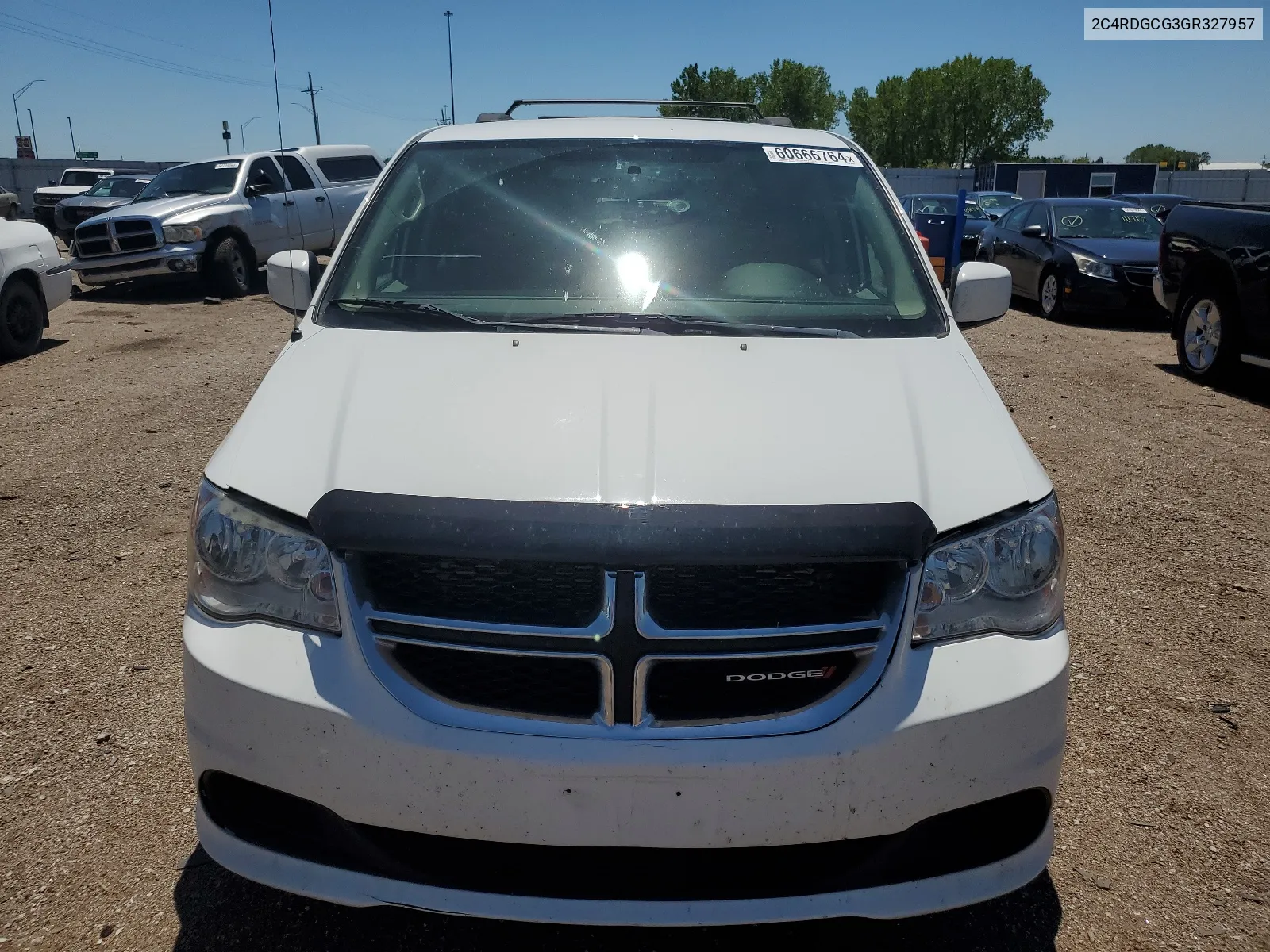 2C4RDGCG3GR327957 2016 Dodge Grand Caravan Sxt