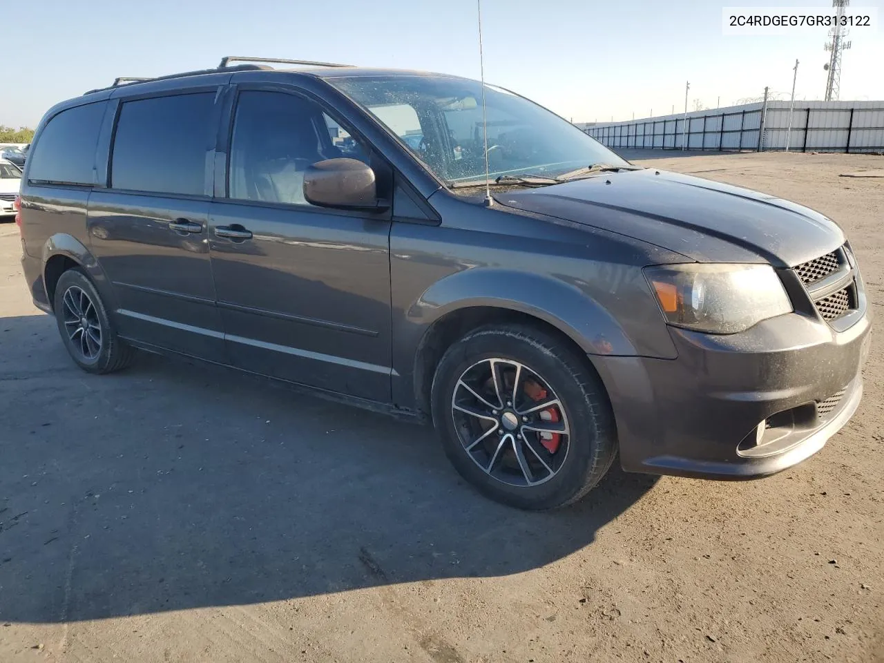 2016 Dodge Grand Caravan R/T VIN: 2C4RDGEG7GR313122 Lot: 65043554