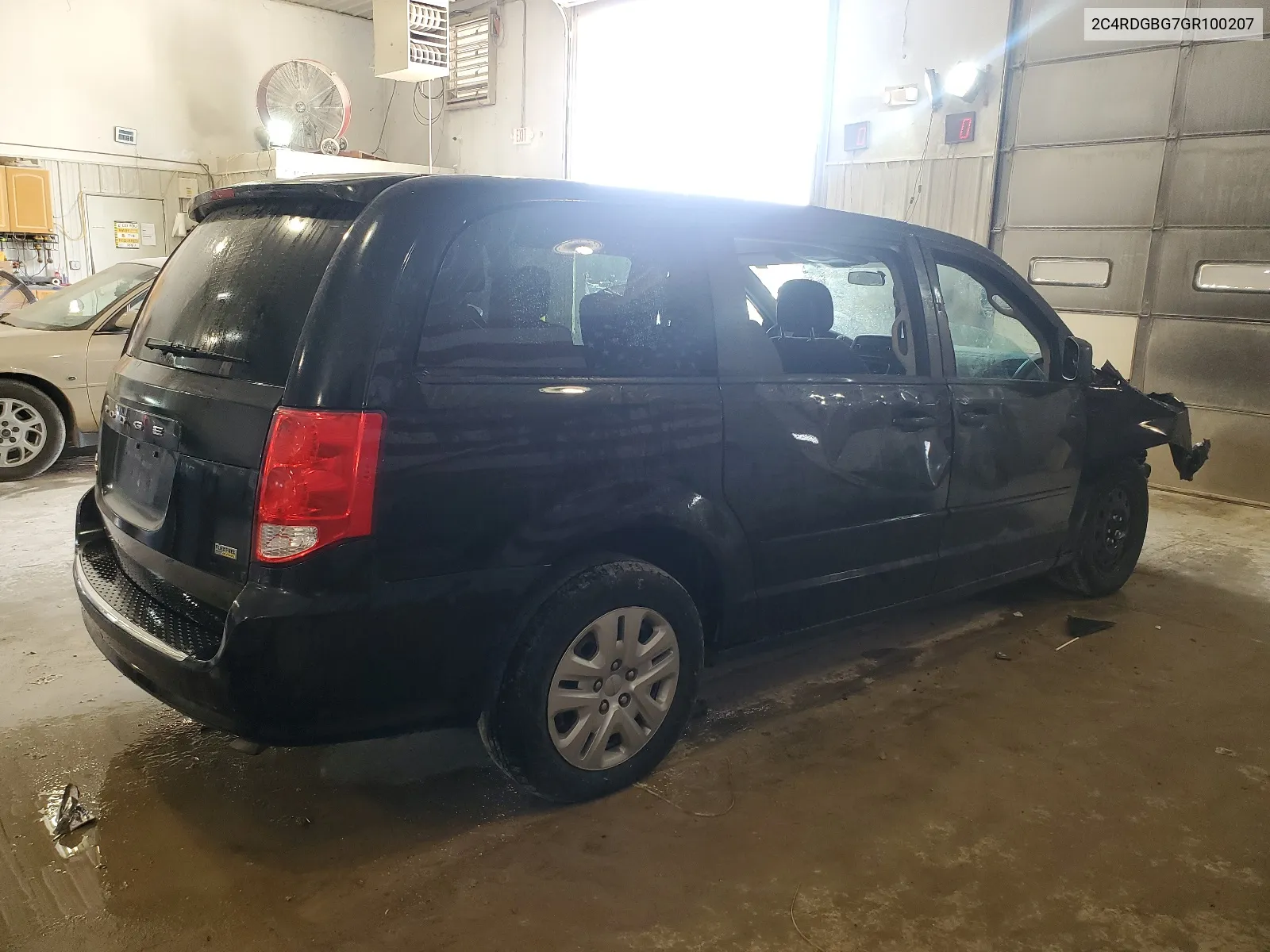 2C4RDGBG7GR100207 2016 Dodge Grand Caravan Se