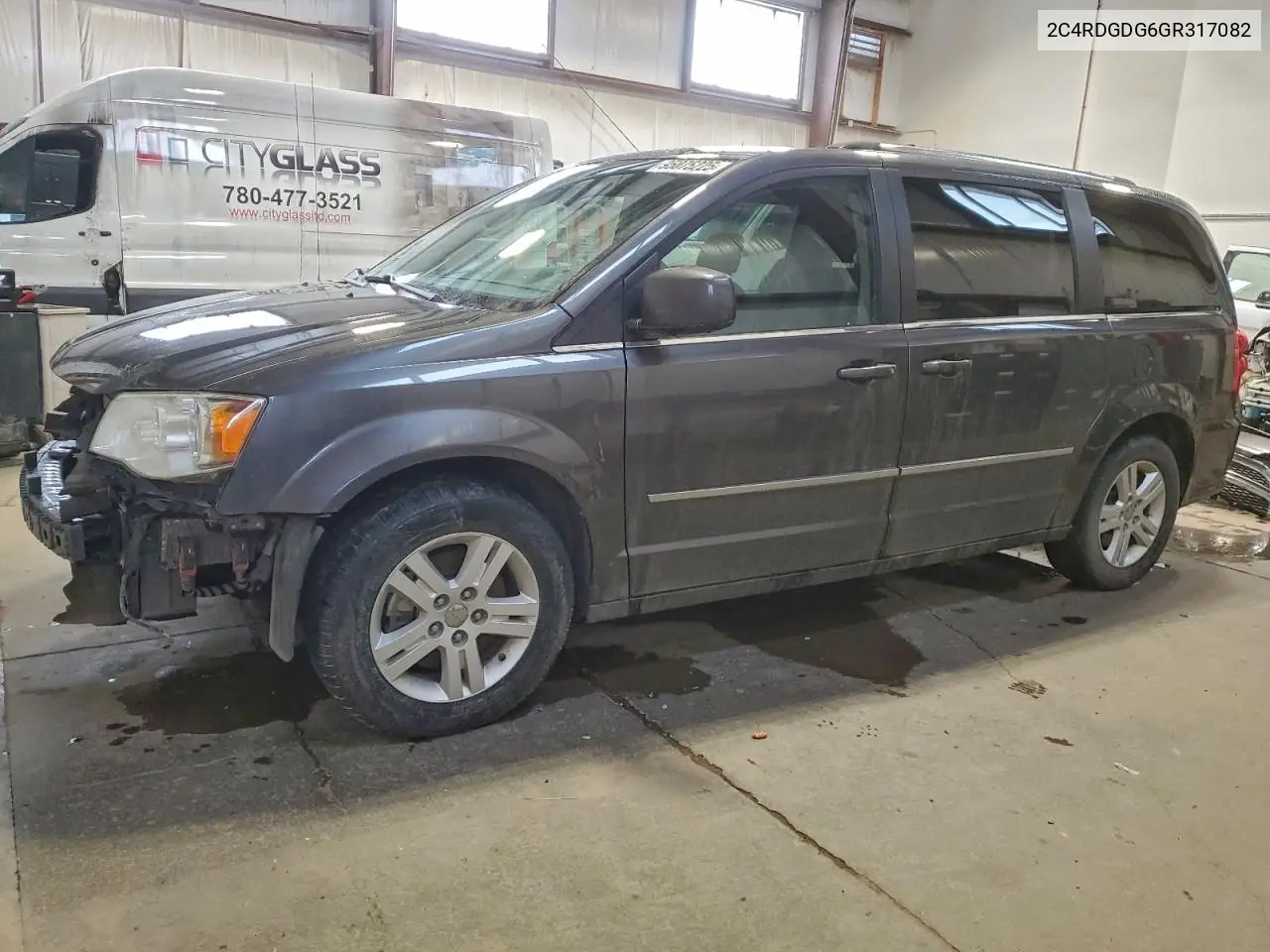 2C4RDGDG6GR317082 2016 Dodge Grand Caravan Crew