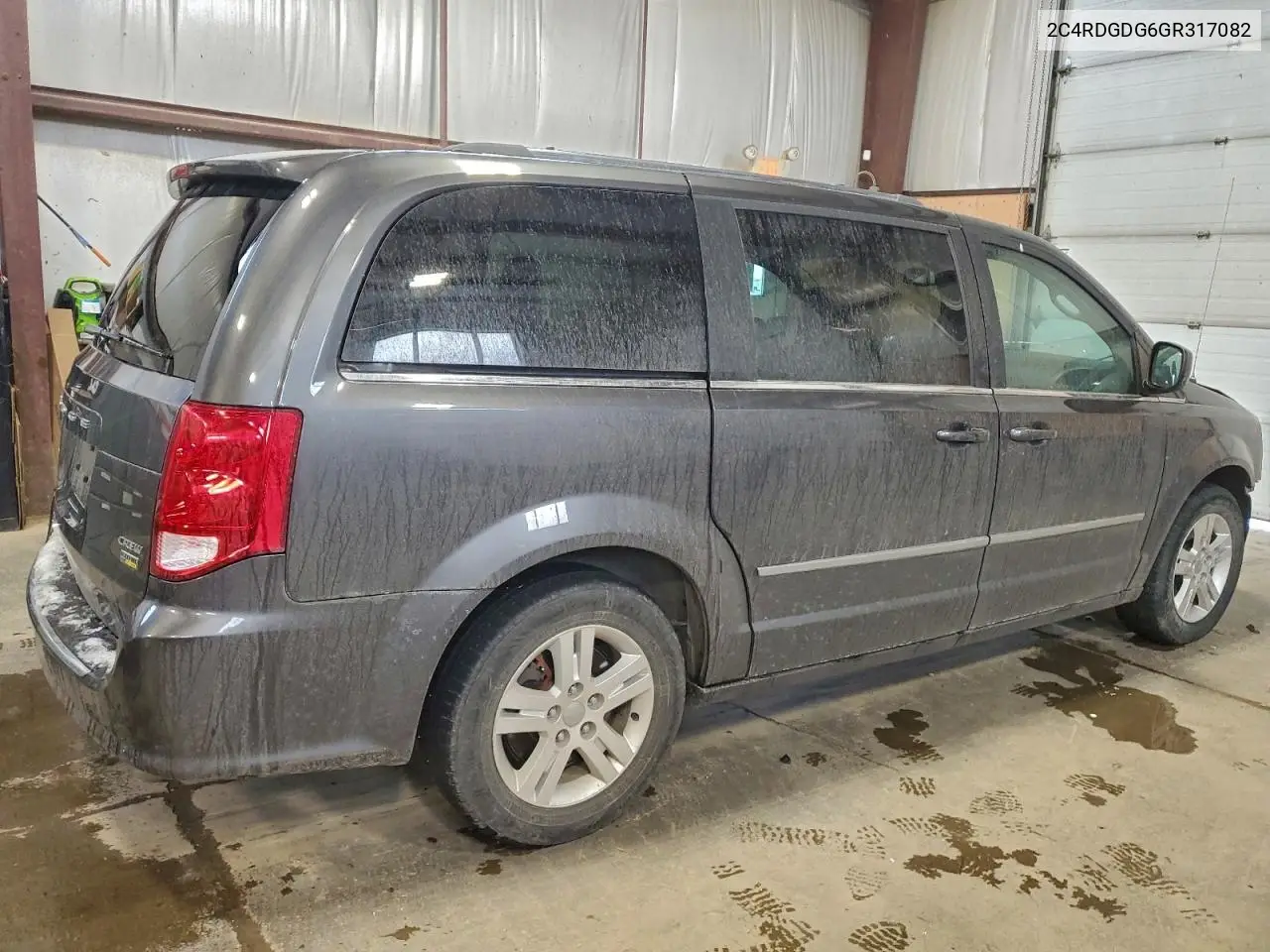2C4RDGDG6GR317082 2016 Dodge Grand Caravan Crew