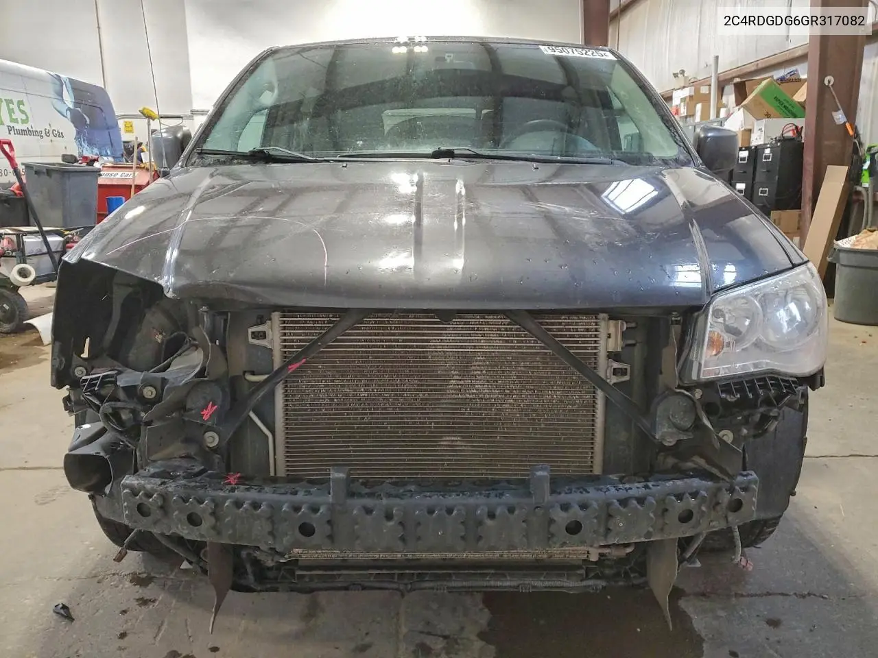 2C4RDGDG6GR317082 2016 Dodge Grand Caravan Crew