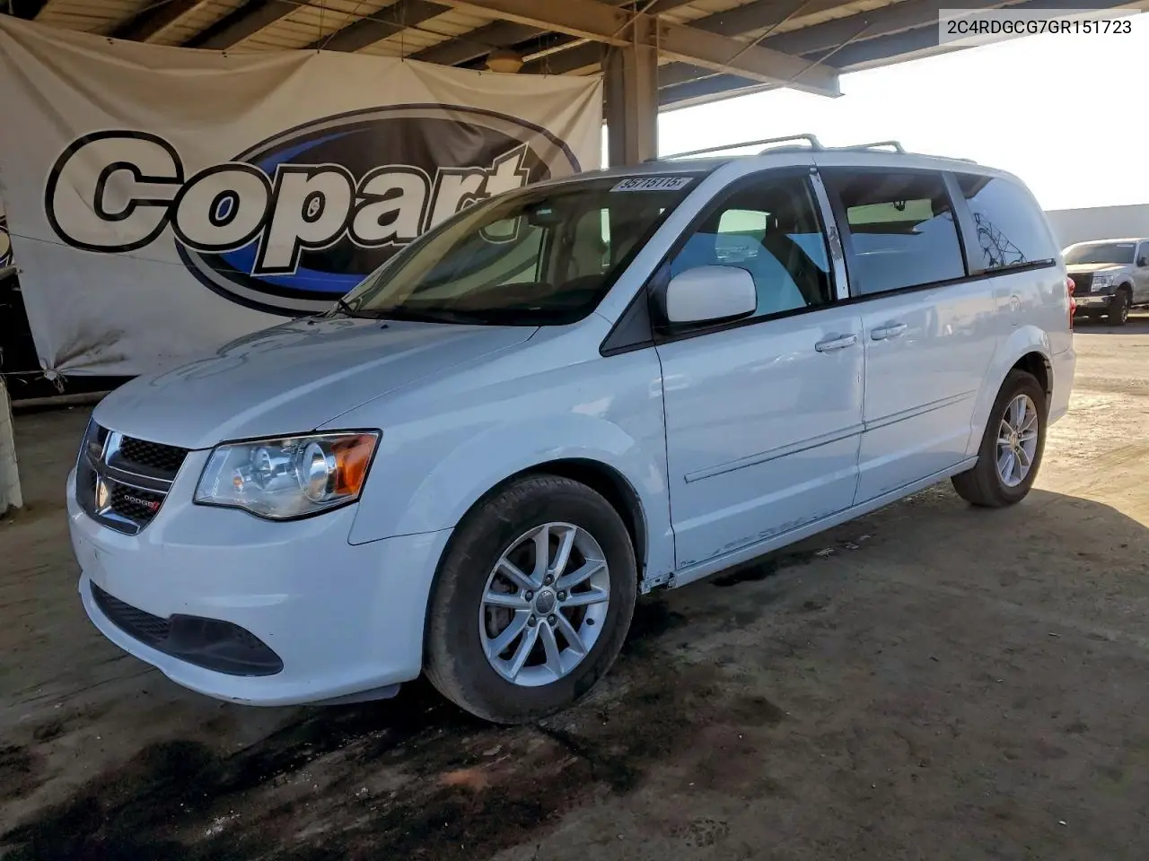 2C4RDGCG7GR151723 2016 Dodge Grand Caravan Sxt
