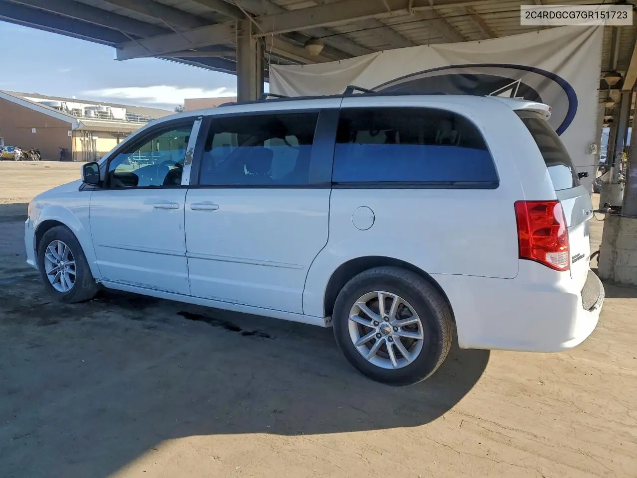 2C4RDGCG7GR151723 2016 Dodge Grand Caravan Sxt