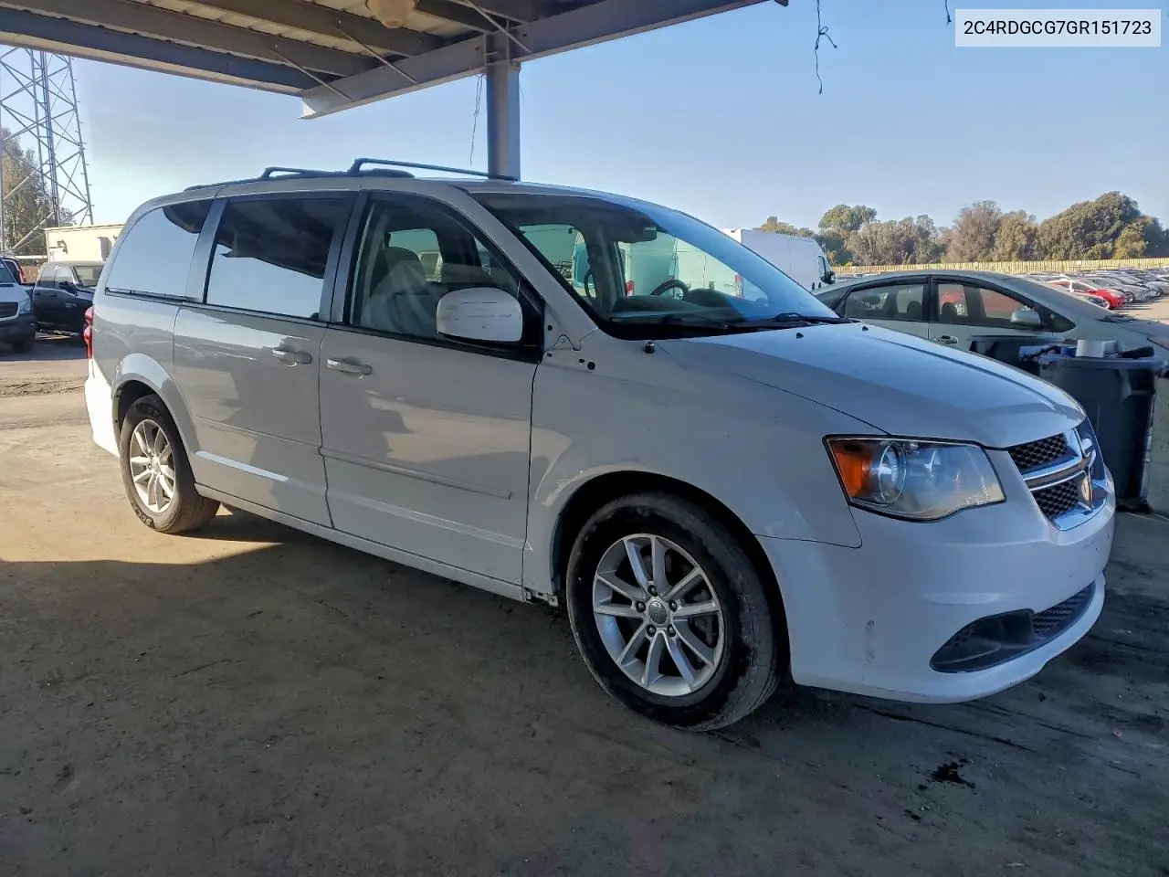 2C4RDGCG7GR151723 2016 Dodge Grand Caravan Sxt
