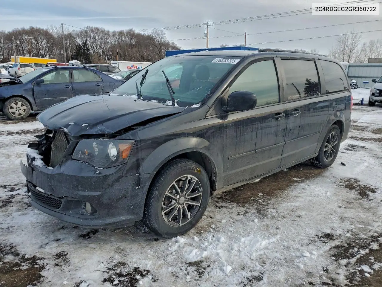 2C4RDGEG2GR360722 2016 Dodge Grand Caravan R/T