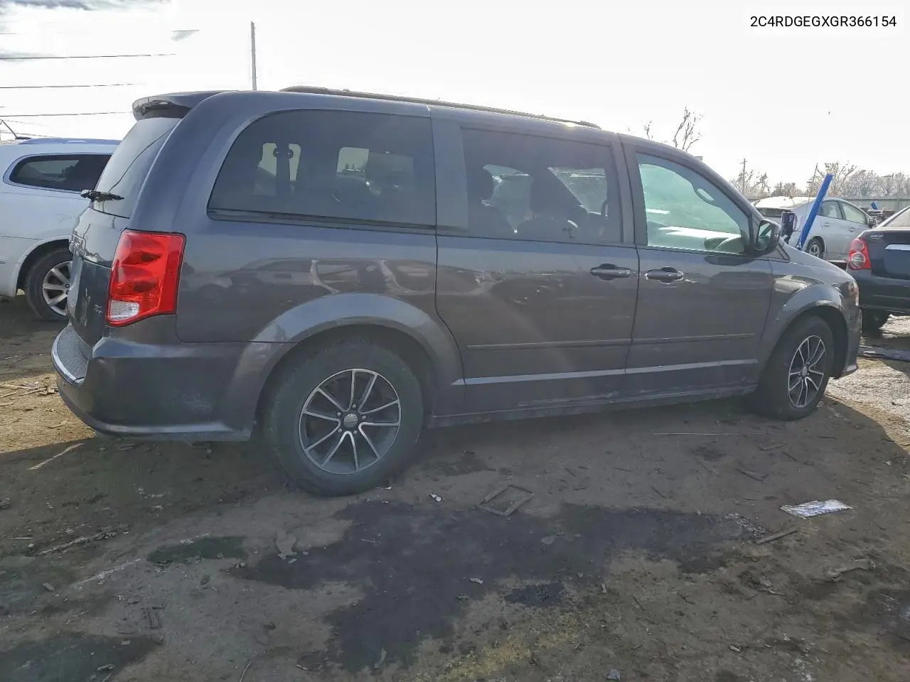 2C4RDGEGXGR366154 2016 Dodge Grand Caravan R/T