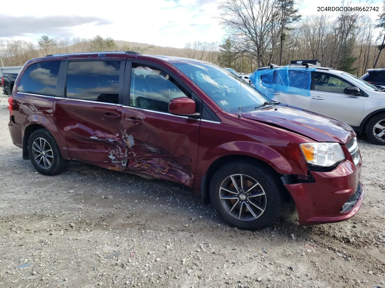 2C4RDGCG0HR662742 2017 Dodge Grand Caravan Sxt