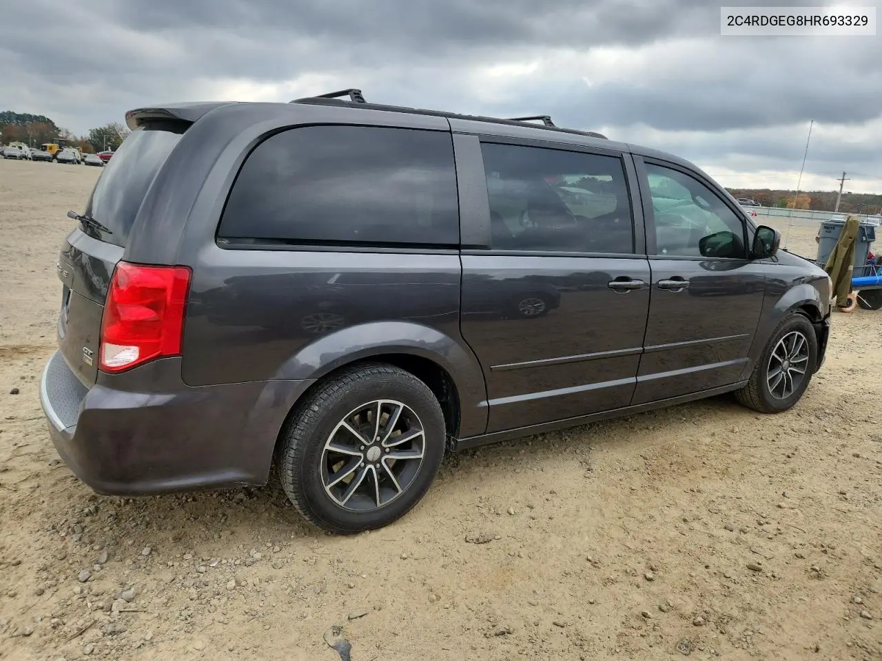 2C4RDGEG8HR693329 2017 Dodge Grand Caravan Gt