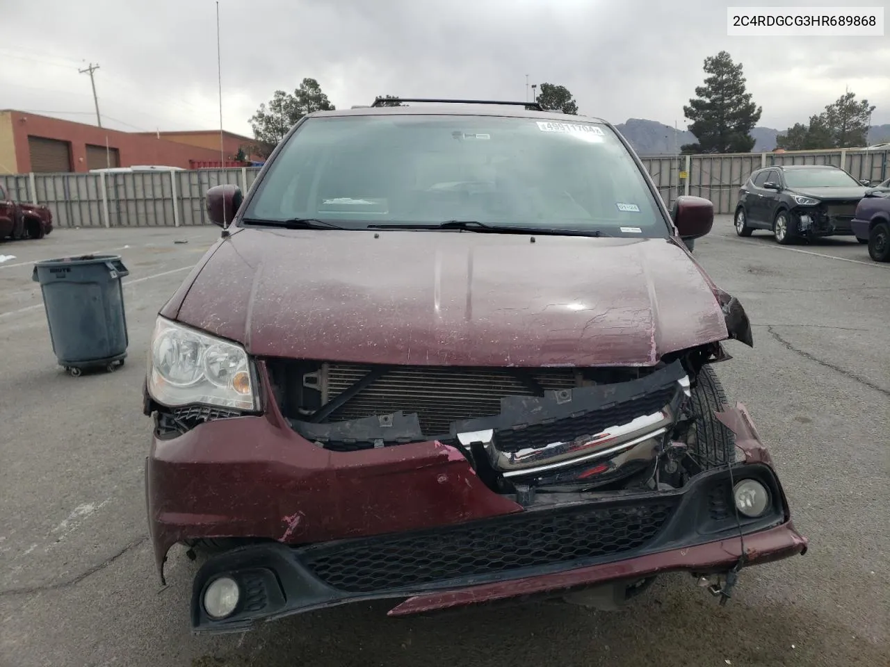 2C4RDGCG3HR689868 2017 Dodge Grand Caravan Sxt