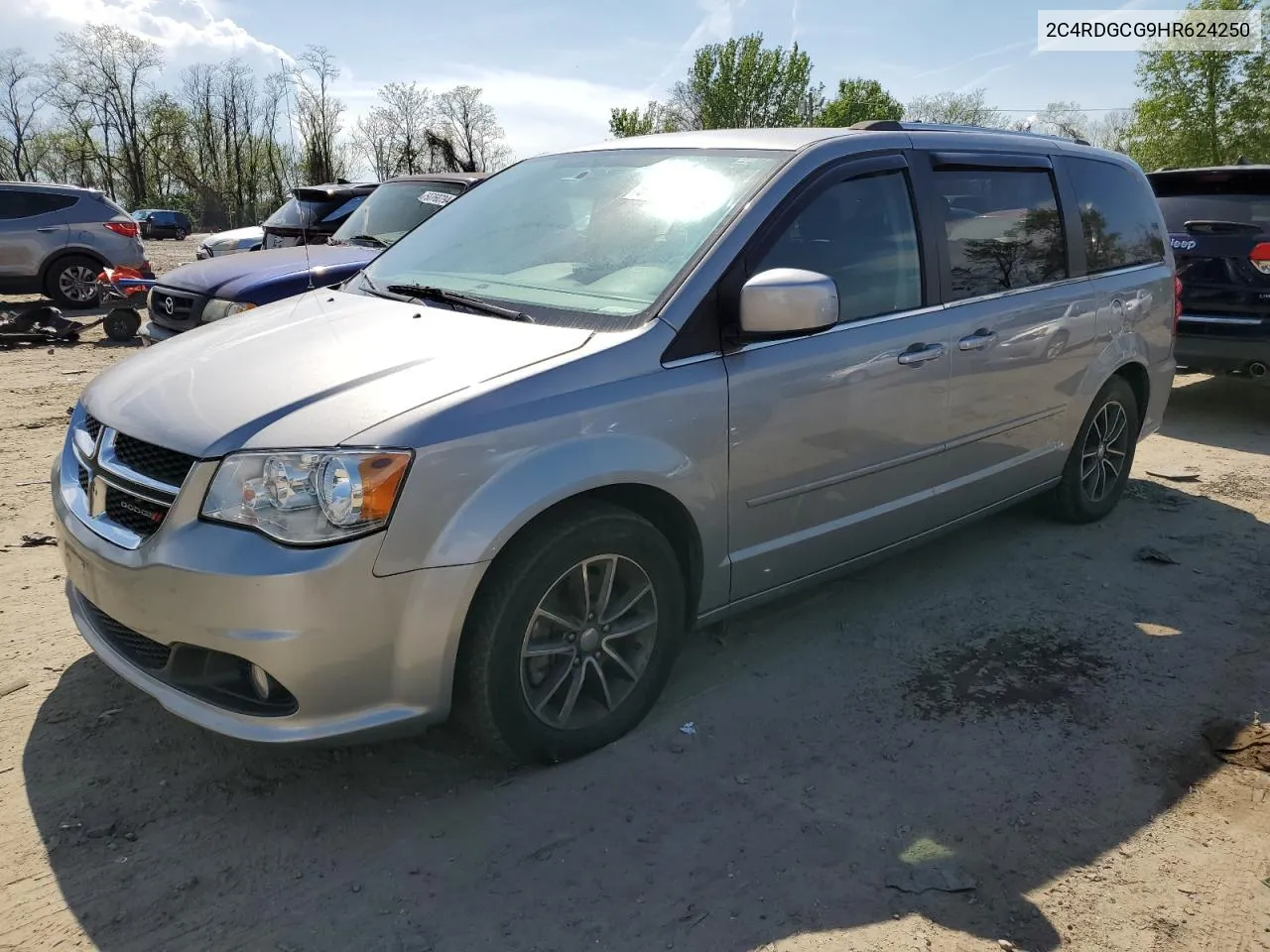 2017 Dodge Grand Caravan Sxt VIN: 2C4RDGCG9HR624250 Lot: 51076794