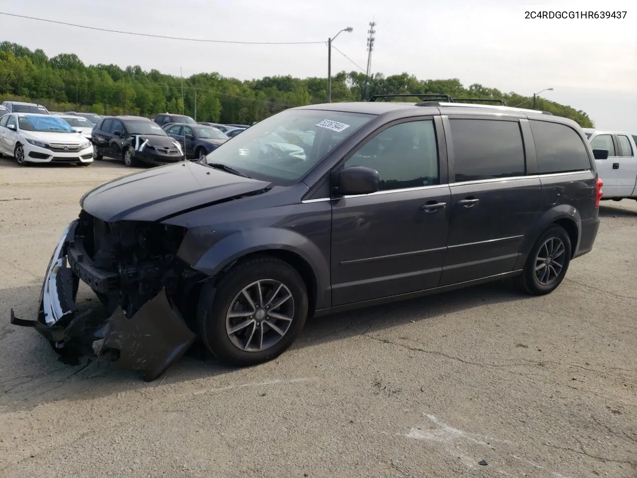 2C4RDGCG1HR639437 2017 Dodge Grand Caravan Sxt