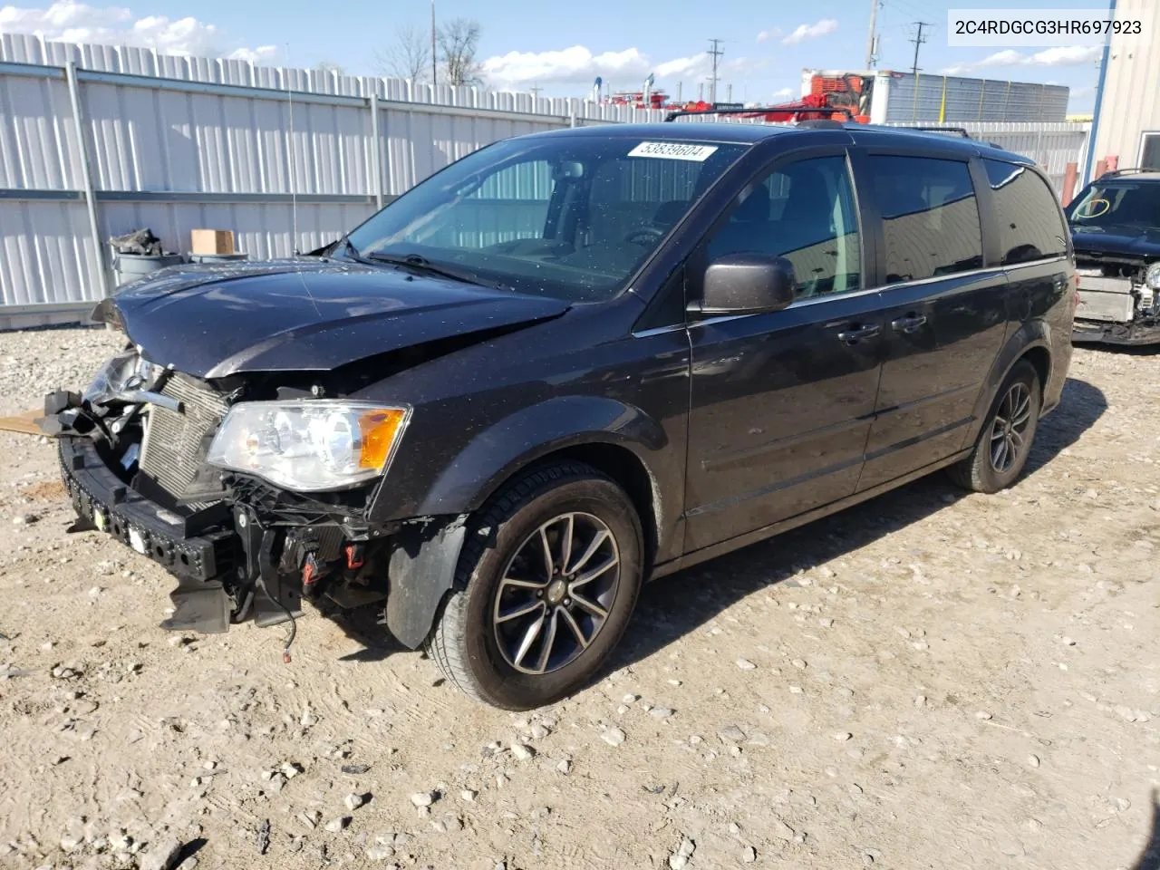 2017 Dodge Grand Caravan Sxt VIN: 2C4RDGCG3HR697923 Lot: 53839604