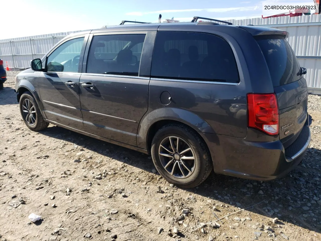 2C4RDGCG3HR697923 2017 Dodge Grand Caravan Sxt