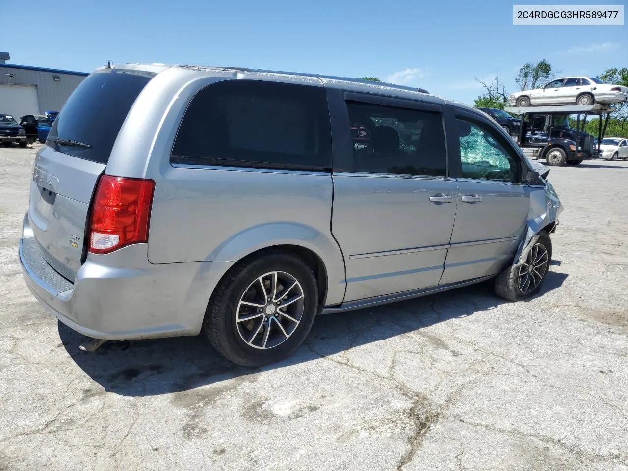 2C4RDGCG3HR589477 2017 Dodge Grand Caravan Sxt