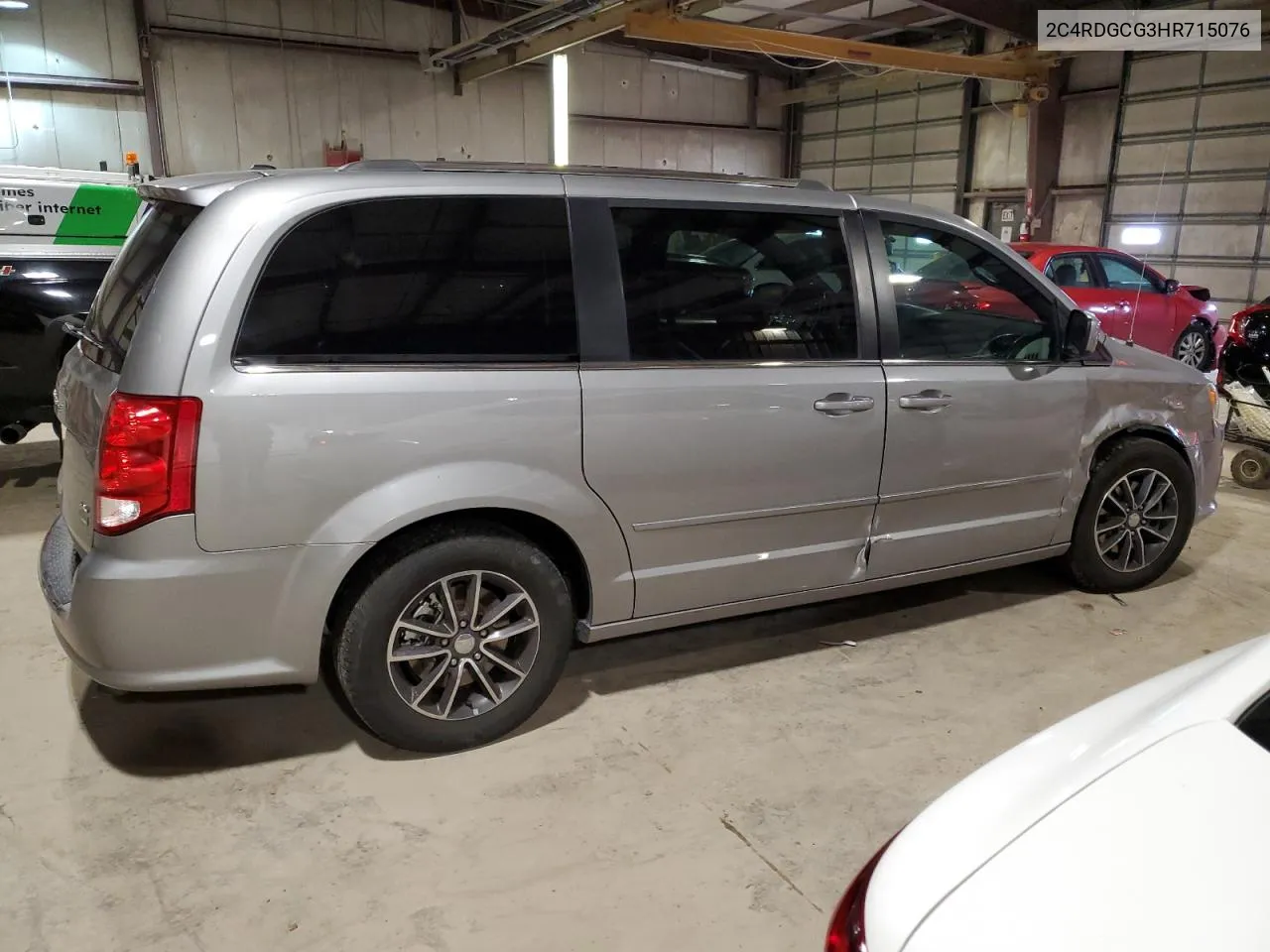 2C4RDGCG3HR715076 2017 Dodge Grand Caravan Sxt