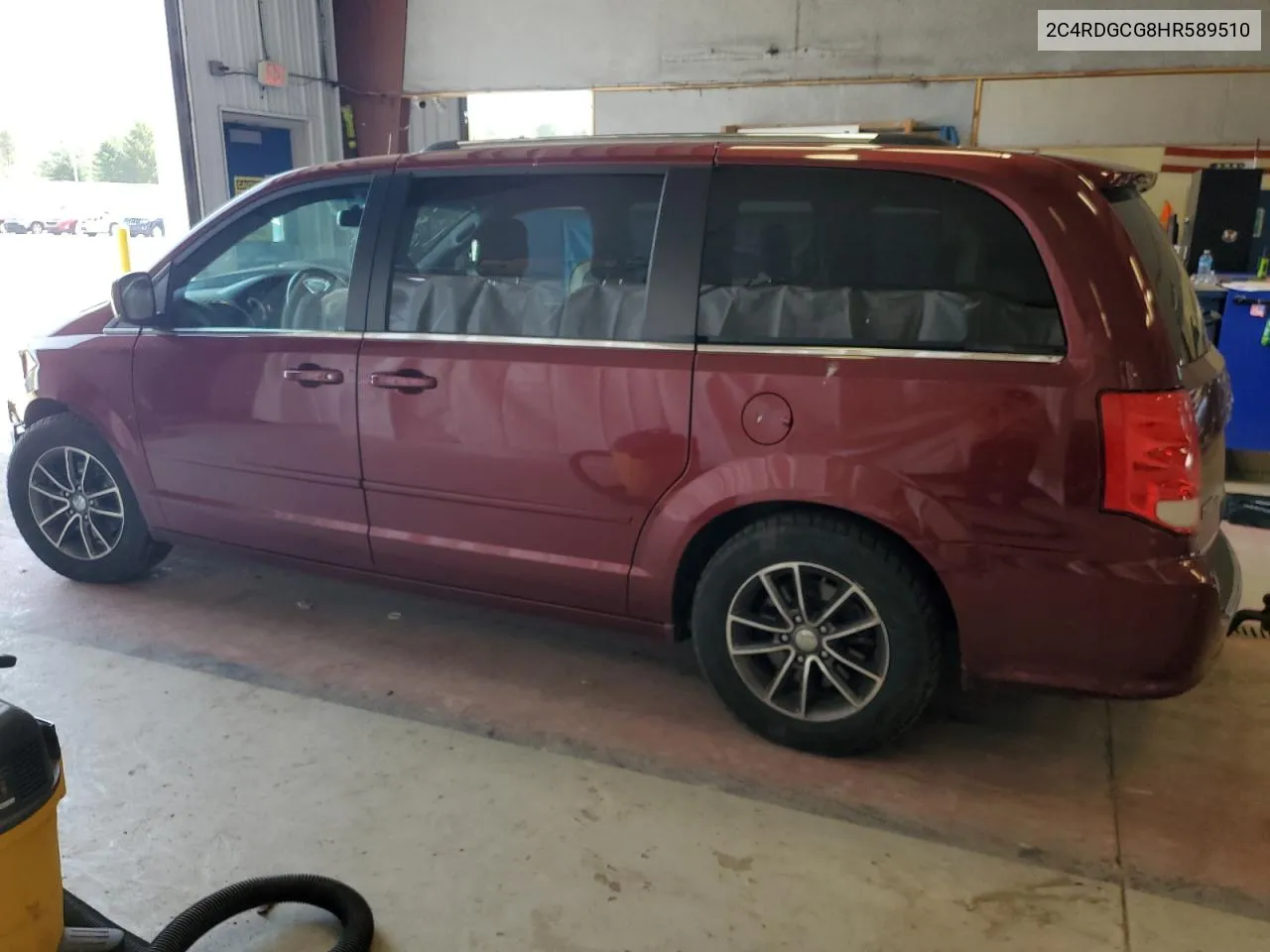 2C4RDGCG8HR589510 2017 Dodge Grand Caravan Sxt