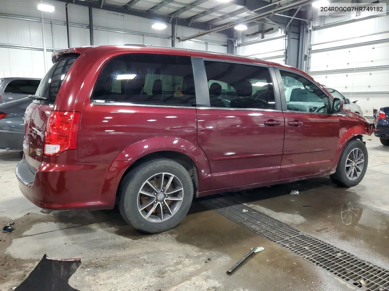 2C4RDGCG7HR749182 2017 Dodge Grand Caravan Sxt