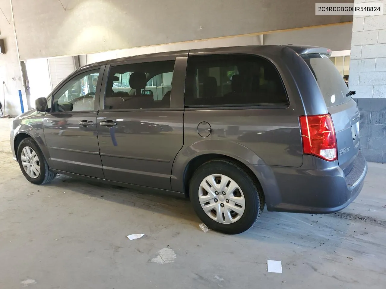 2C4RDGBG0HR548824 2017 Dodge Grand Caravan Se