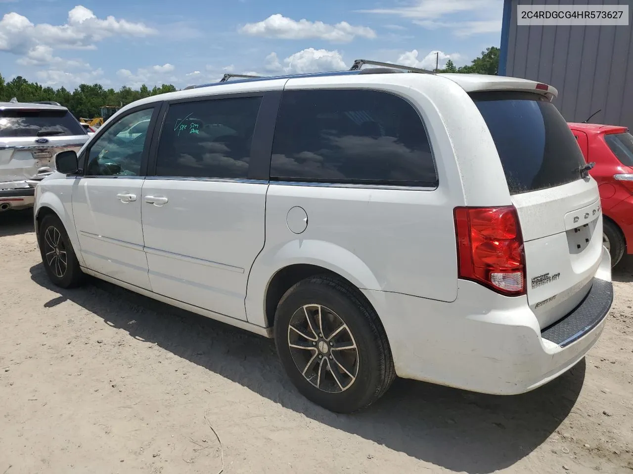 2C4RDGCG4HR573627 2017 Dodge Grand Caravan Sxt