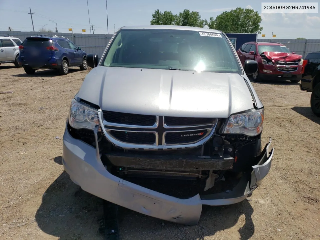 2C4RDGBG2HR741945 2017 Dodge Grand Caravan Se