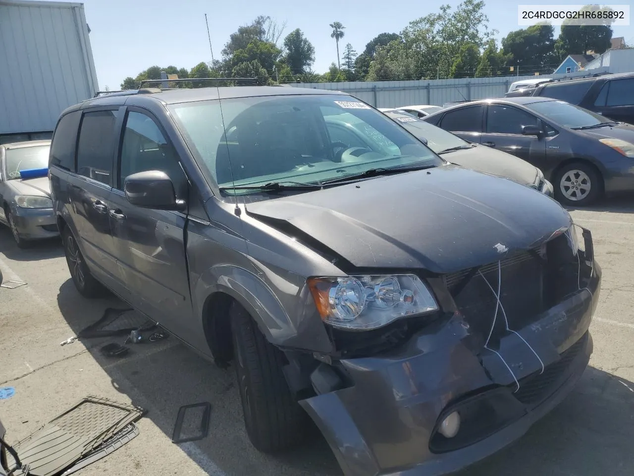 2017 Dodge Grand Caravan Sxt VIN: 2C4RDGCG2HR685892 Lot: 55727144