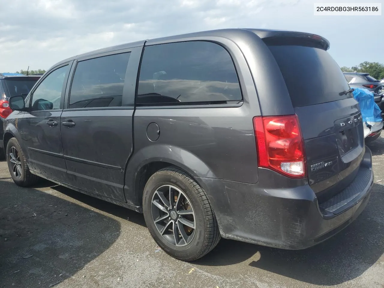 2C4RDGBG3HR563186 2017 Dodge Grand Caravan Se